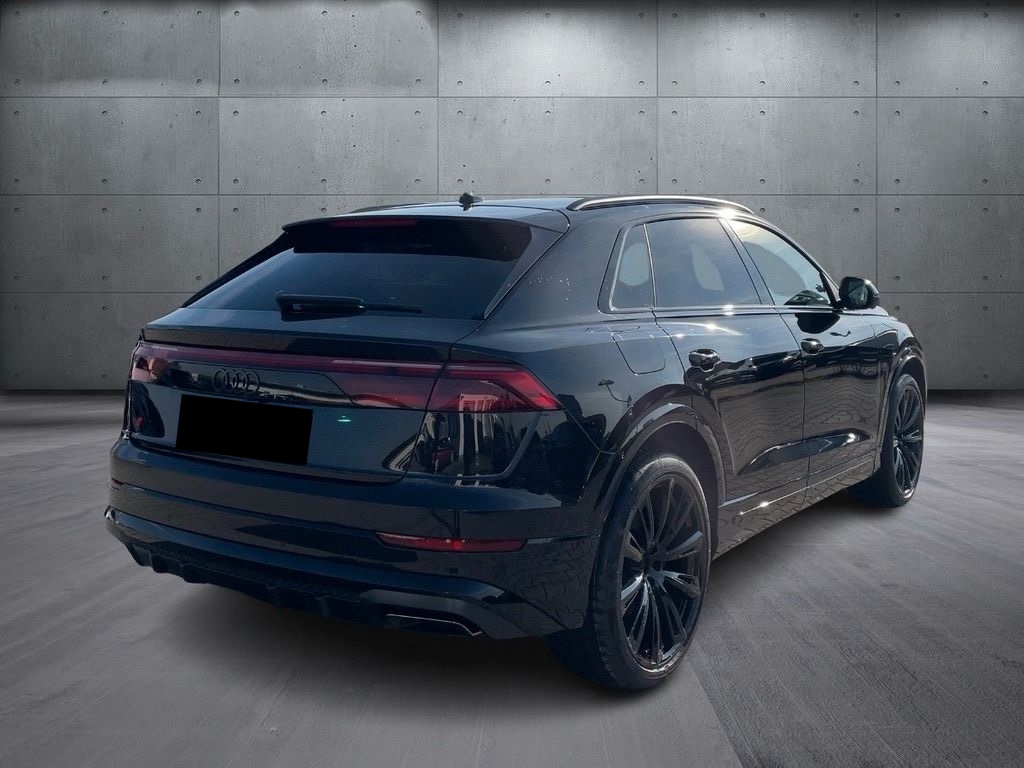 Audi Q8 50 TDI quattro S-line | FACELIFT | německé předváděcí auto | skladem | ihned k předání | naftové sportovní SUV coupé | maximální výbava | super cena | nákup online | auto eshop | AUTOiBUY.com
